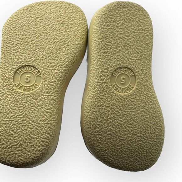 NWT Salt Water Sandals Kids Sun San Water Resistant Swimmer Flats Gold Size 5 - Picture 9 of 9